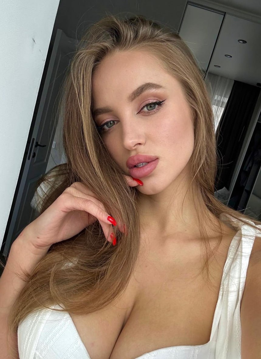 Амина - 24 лет, Москва